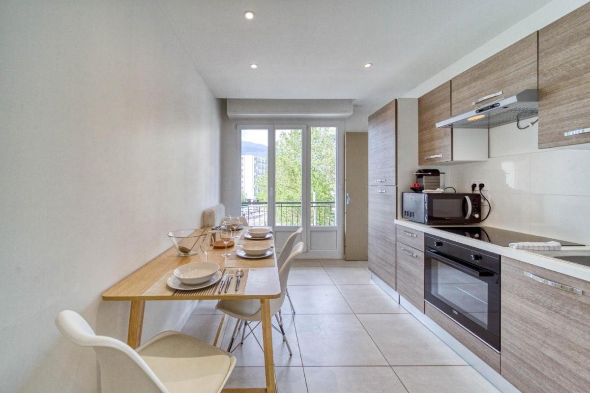 Le Joli Stade, Appartement Avec Magnifique Vue, Grenoble, Rhone Alpes Eksteriør bilde